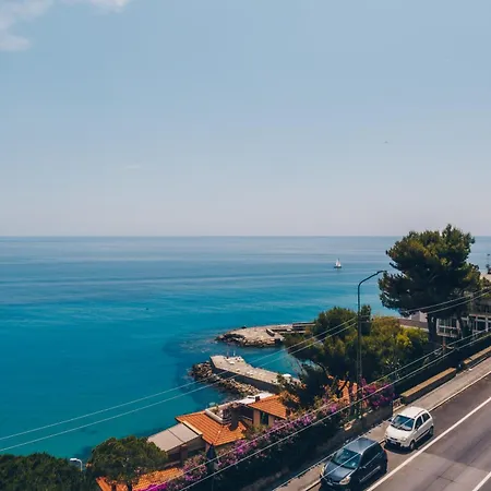 Apartman 177 - Casa Angela, Vista Mare, 5 Min Dalla *