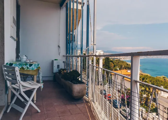 177 - Casa Angela, Vista Mare, 5 Min Dalla Apartamento